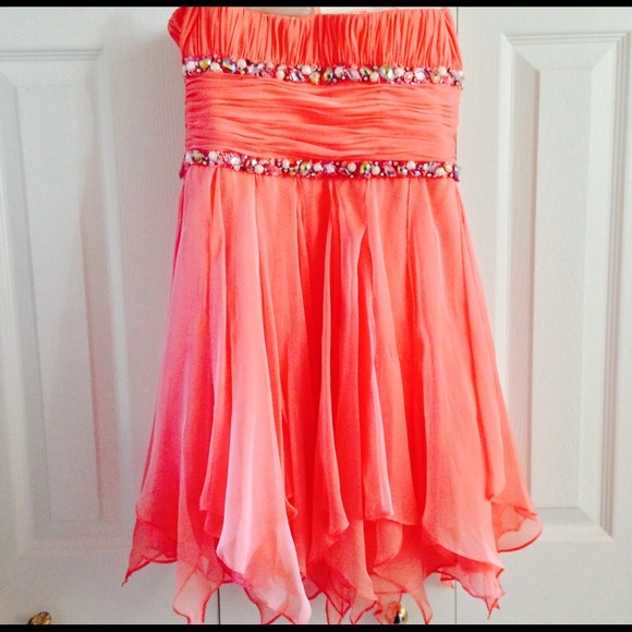 REDUCED Peach strapless ruched embellished dress - Picture 2 of 4