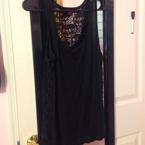 Jersey tank with skull open back