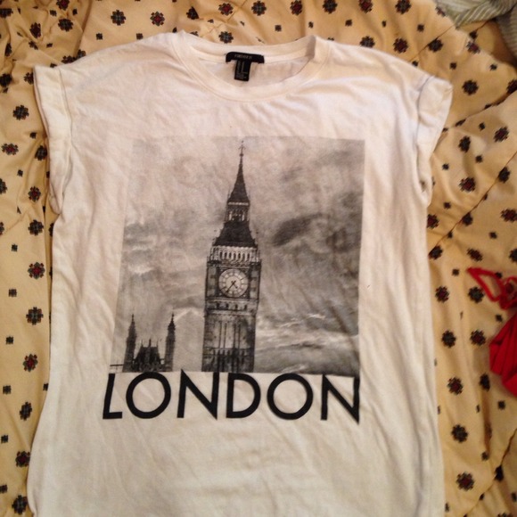 London clock tower shirt. Forever 21 medium