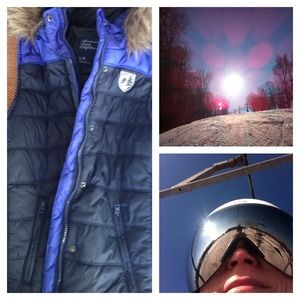 American Eagle Outfitters Hooded Vest