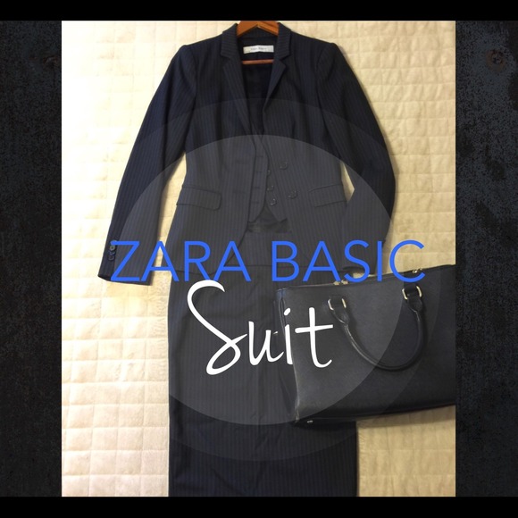 Zara Suit - Picture 1 of 4