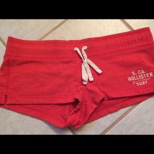 Hollister short