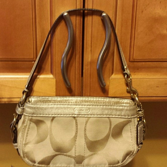 SOLD!!!!   Authentic small coach wristlet/bag
