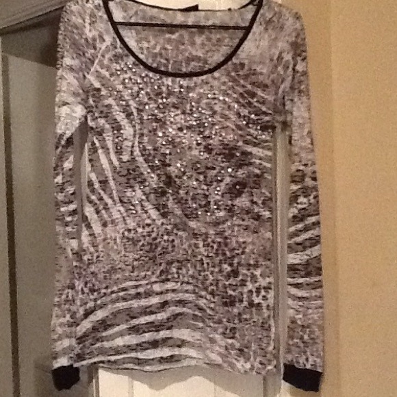 Long sleeve sheer blinged animal print Buckle top