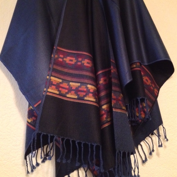 Handmade Blue Poncho Wrap with Aztec Pattern - Picture 2 of 4