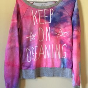 Keep on dream sweater