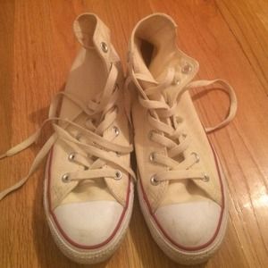Cream converses