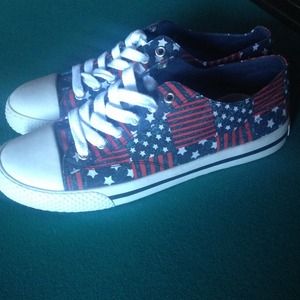 Brand New Airwalk Patriotic Sneakers