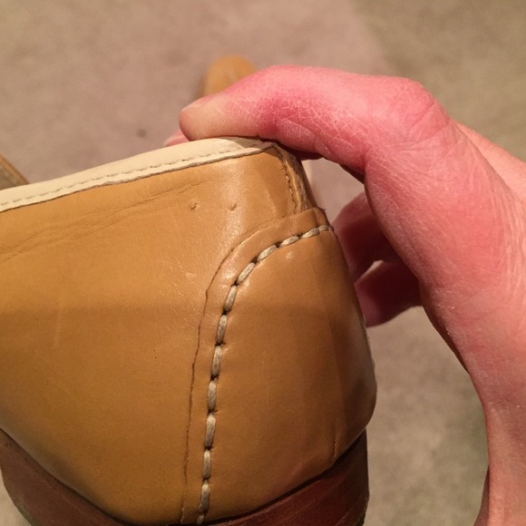 Tan all leather loafers⬇️Reduced⬇️🌷🌷🌷 - Picture 2 of 4