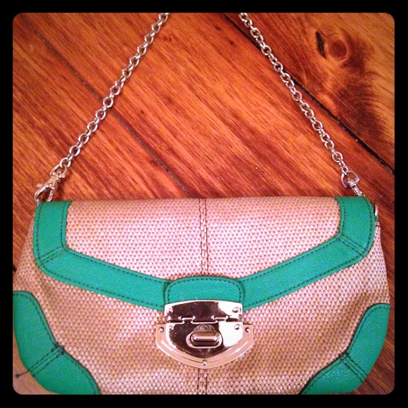 SOLD-Express tweed and green clutch. Brand new-