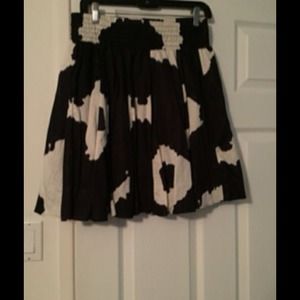 Zara black/white print with elastic waist