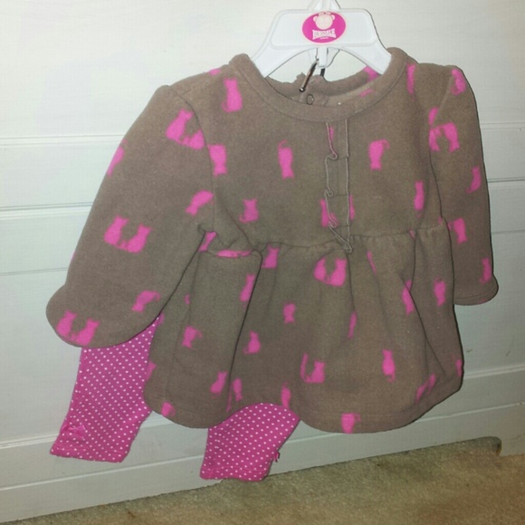 Baby outfit - Picture 1 of 2