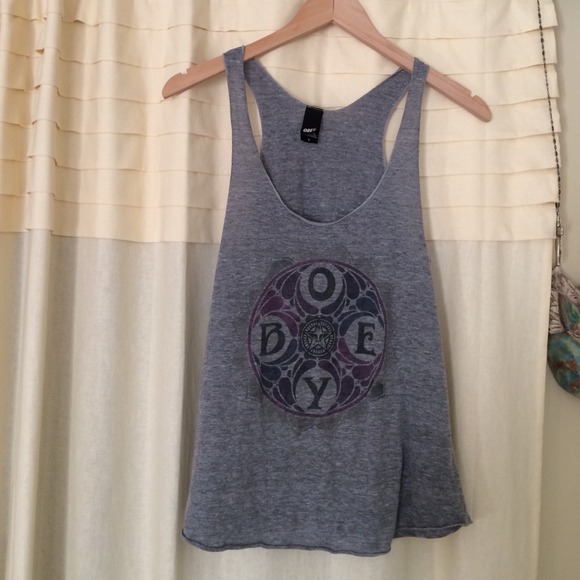 Obey top