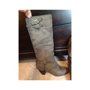 ❗️On HOLD❗️Like New Ladies Boots