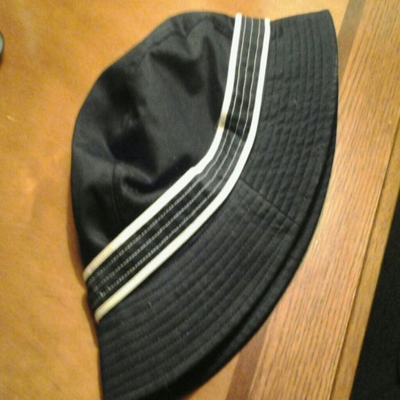 Banana Republic hat - Picture 3 of 4
