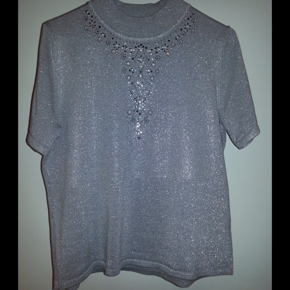 🎉Alfred Dunner🎉 Sparkly Silver Metallic Top