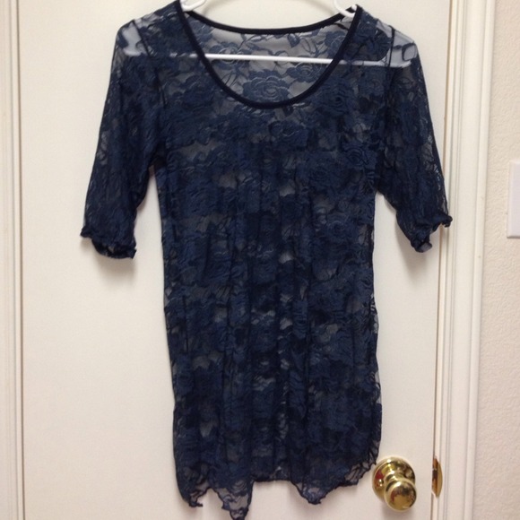 Bundled: NWOT Floral Tunic Set - Picture 3 of 4