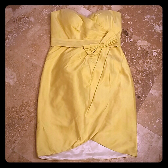 100% Silk Canary Yellow Strapless Dress.  Sz 4