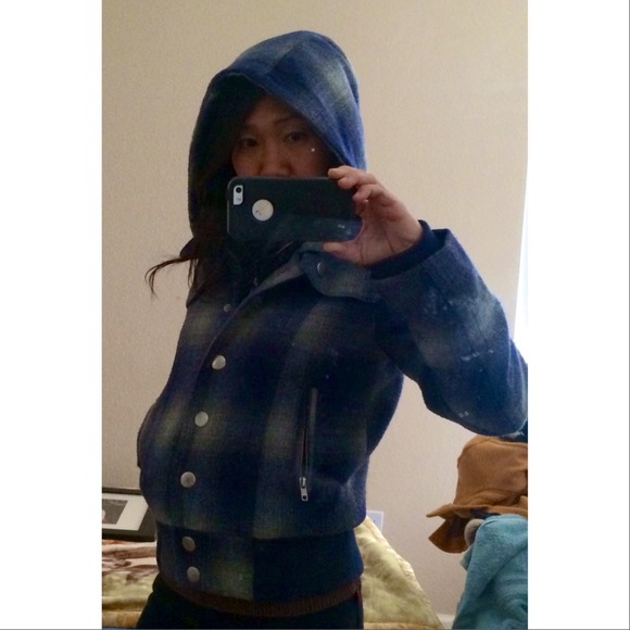🎉🎉🎉SALE!!!BDG jacket, size S.