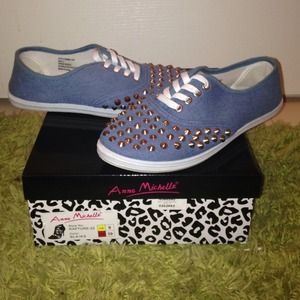 Chambray studded tennis shoes 😍