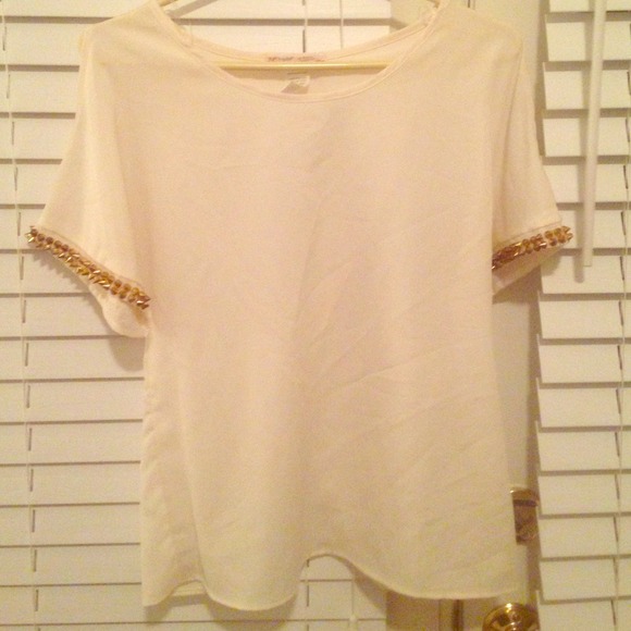 Stud Detailed Creme Top w/ Cut Out Sleeves