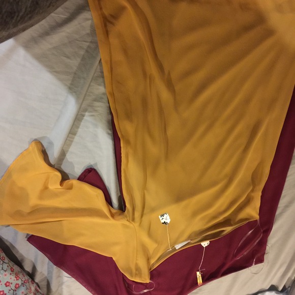 Long off the shoulder tunics nwt - Picture 2 of 4