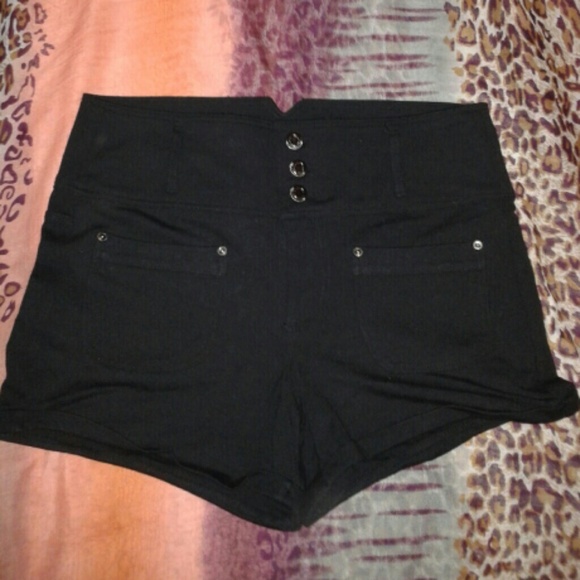 High waisted Shorts