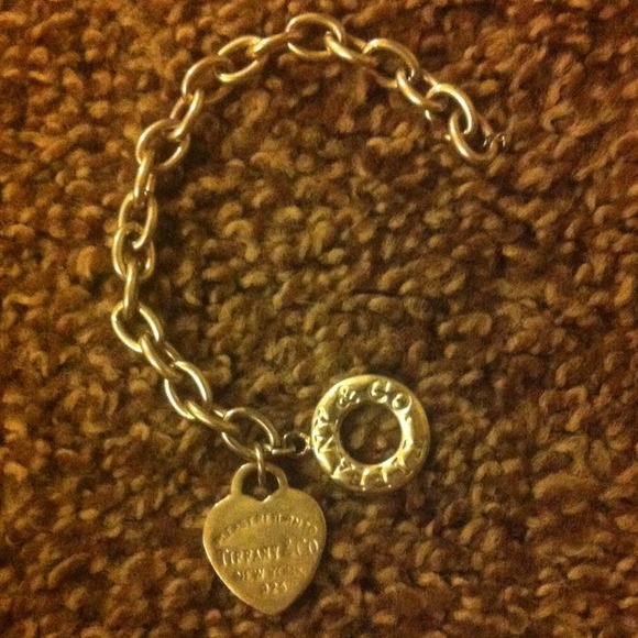 TIFF & Co bracelet