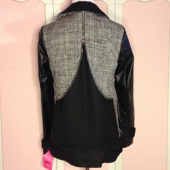 Betsey Johnson Tweed Moto Jacket. - Picture 3 of 4
