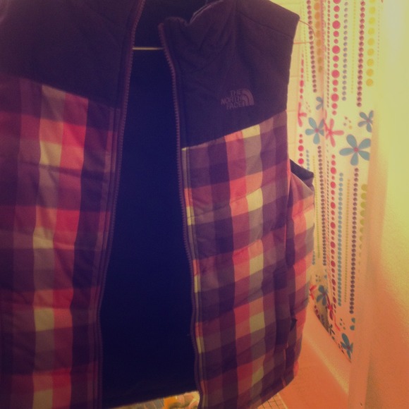 North face vest