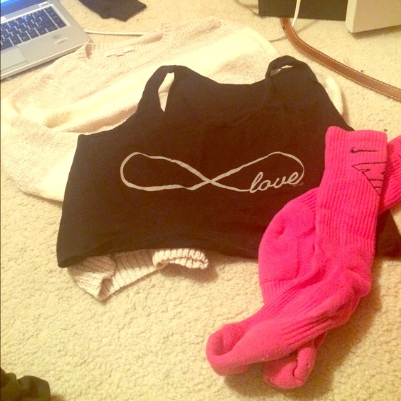 bundle for @carlylubon