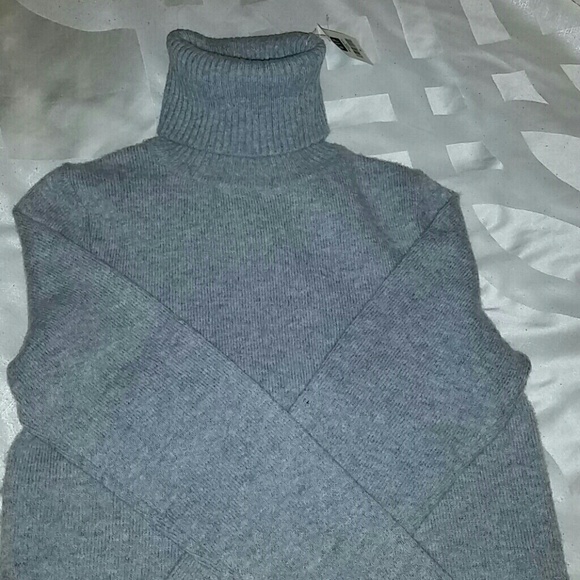 Nwt Gap sweater