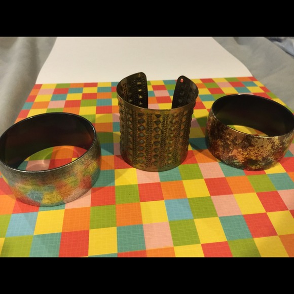 Bangle bracelets bundle! - Picture 1 of 1