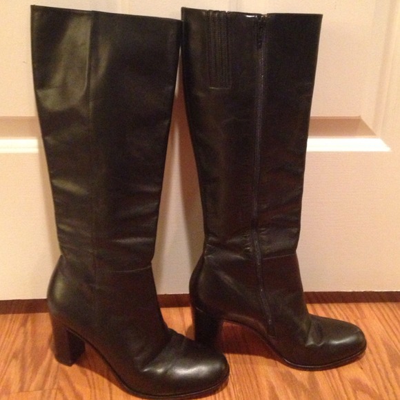 💗 Ann Taylor Boots 💗