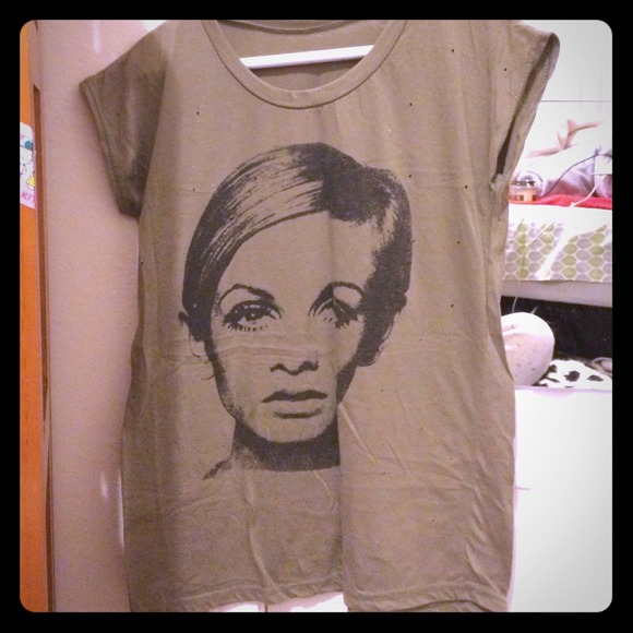 T shirt