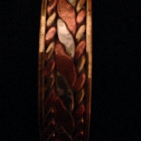 Bracelet! Gorgeous tri-colored metal bracelet..