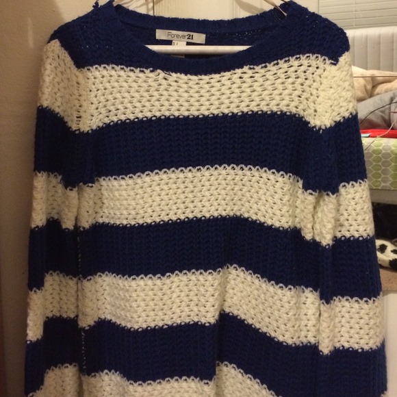 Navy+white sweater