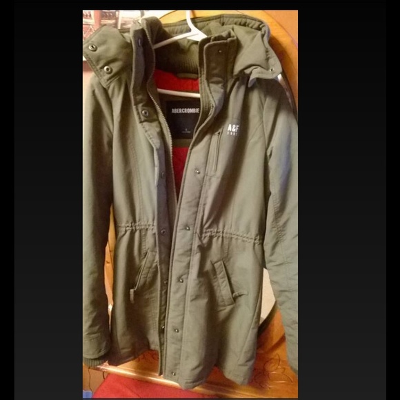 Abercombie Parka all seasonal. - Picture 2 of 4
