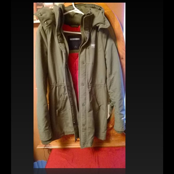 Abercombie Parka all seasonal. - Picture 3 of 4