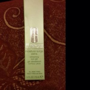 Clinique mosisture surge