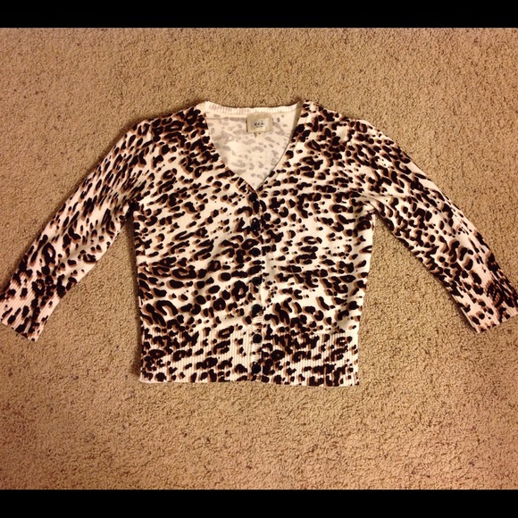 🐾Sweater Leopard print - Picture 2 of 2