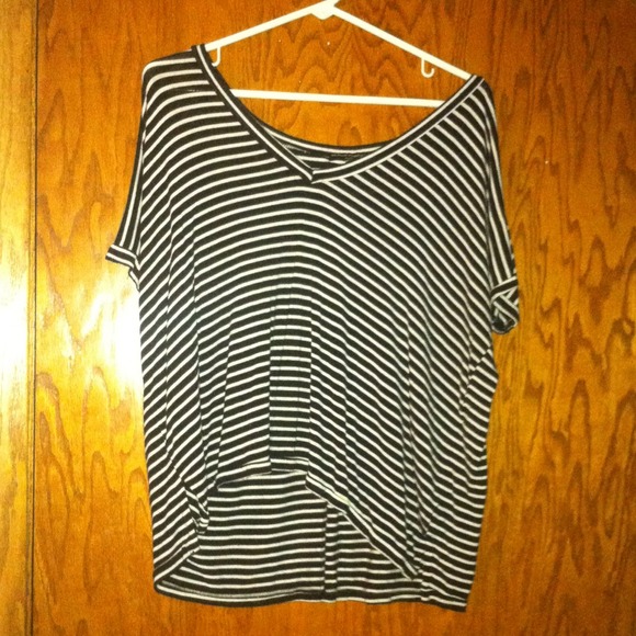 Brandy Melville shirt