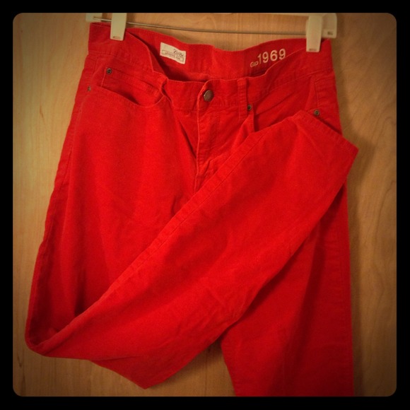 GAP Pants - Gap corduroy legging cords. REDUCED!