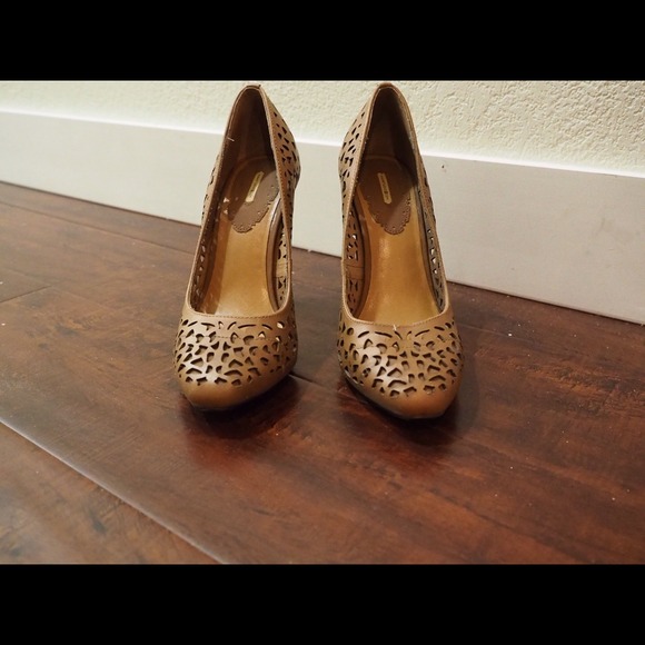 Max Studio shoes (sold) - Picture 3 of 3