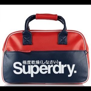 Superdry unisex court carrier sports bag in red