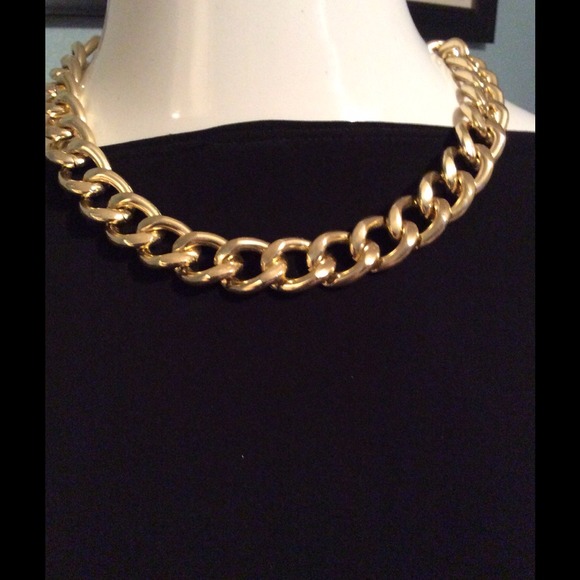 Chicos Jewelry - SALE !!🙀 Gorgeous gold necklace NWOT from Chicos