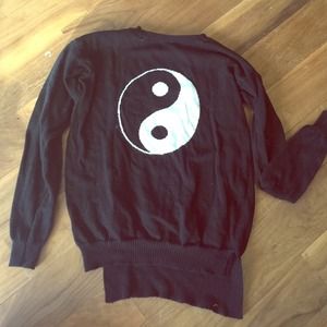 brandy melville ying yang sweater