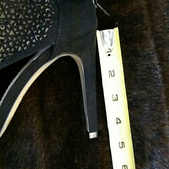 BCBG Suede Cut Out Pumps - Picture 4 of 4