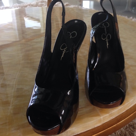 Shiny black shoes