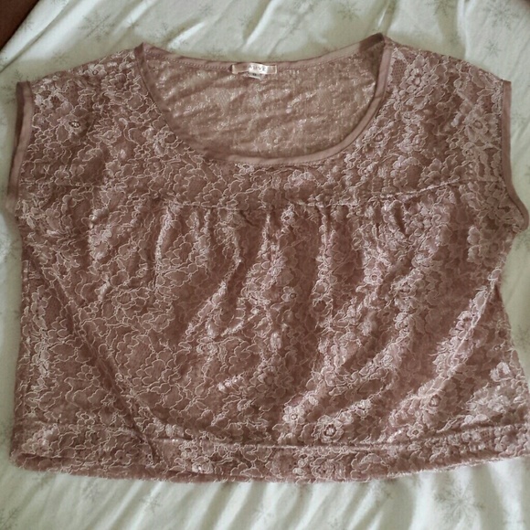 Mauve lace crop top
